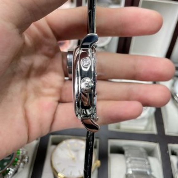 Omega-OMEGA🎉🎉🎉 - Picture 4 of 9